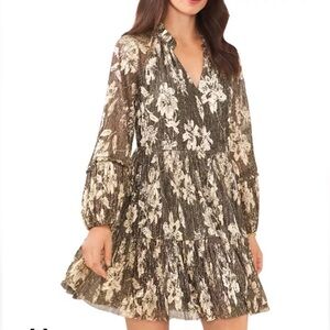 Vince Camuto  Pleated Dress Metallic Size S